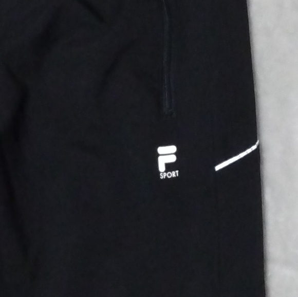 Fila - Picture 2 of 4